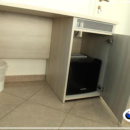 Beauty House Bed & Breakfast