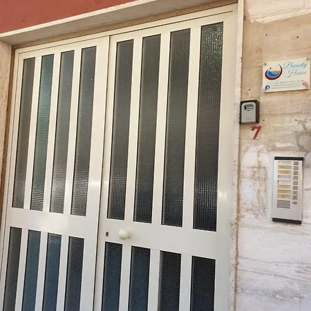 Bed & Breakfast Beauty House