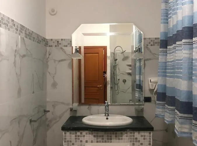 Beauty House Bed & Breakfast 4*