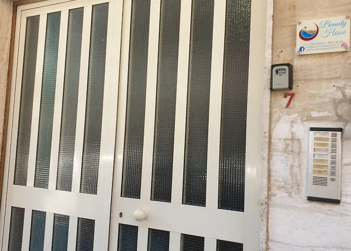 Bed & Breakfast Beauty House